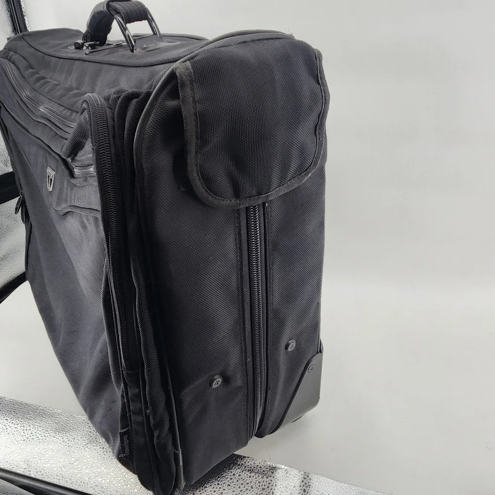 Travelpro Rolling Garment Bag‎ Carry On Business Travel Case Black